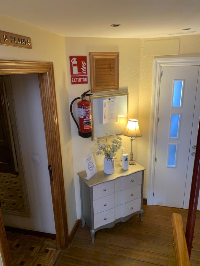 Hostal Docar Lerma Buitenkant foto