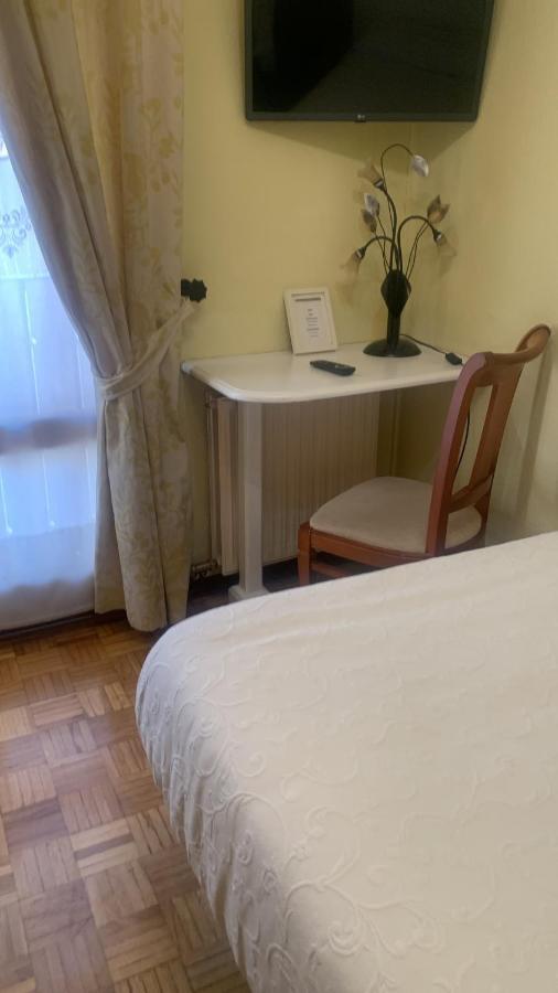Hostal Docar Lerma Buitenkant foto