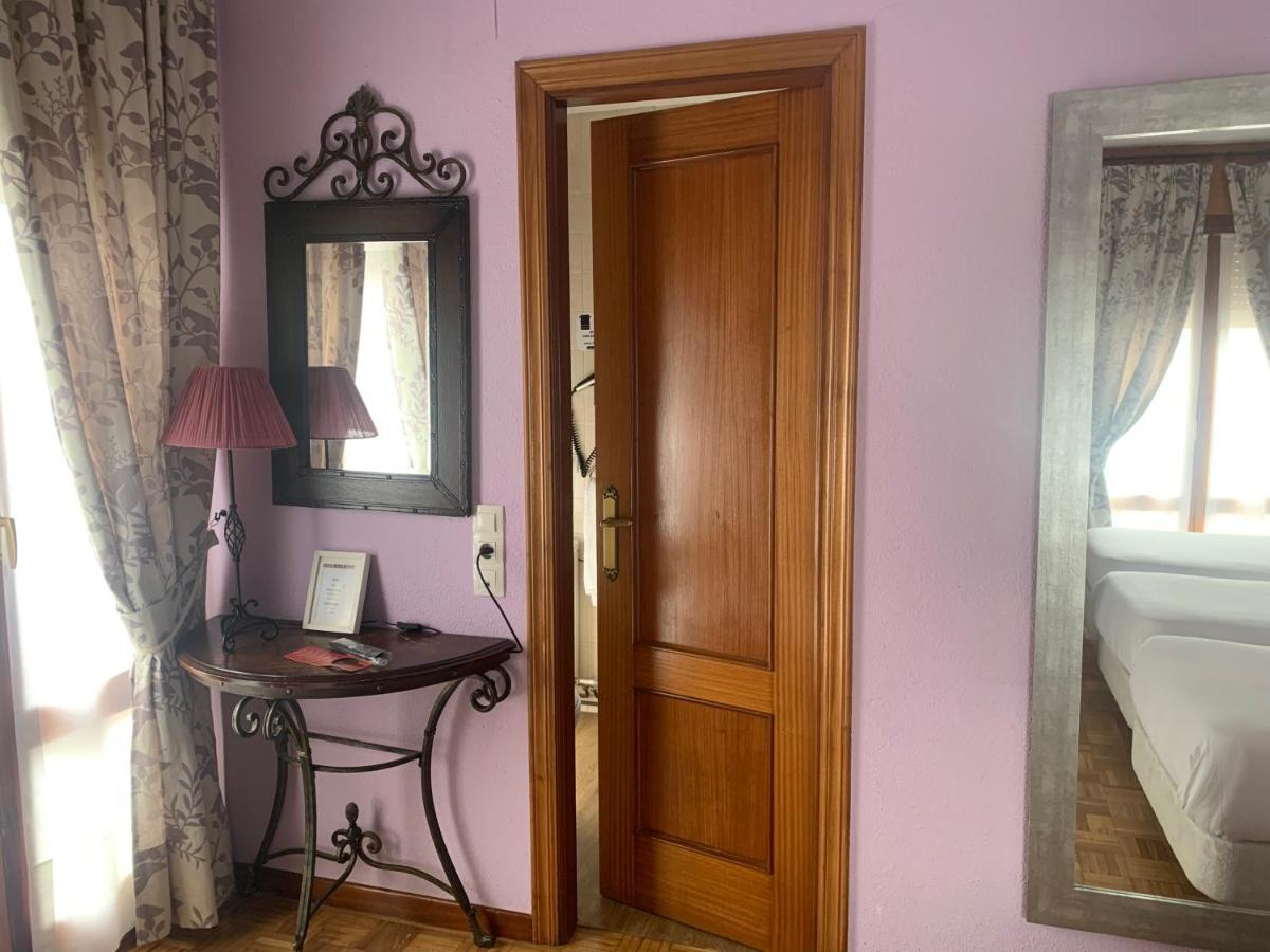 Hostal Docar Lerma Buitenkant foto
