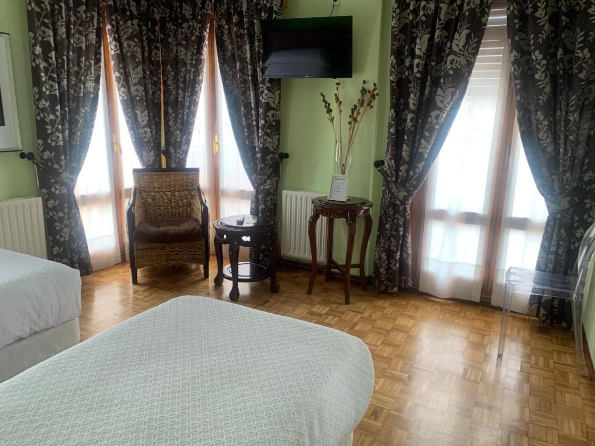 Hostal Docar Lerma Buitenkant foto